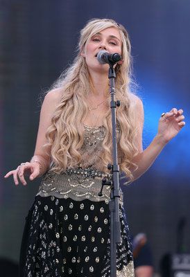 Clare Bowen, Nashville Show, Celebrity Birthdays, Joseph Quinn, Buy Posters, Photo Posters, Western Outfits, Scarlet, Nashville