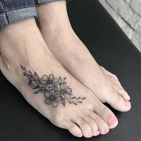 25 Beautiful Floral Tattoos by Anna Bravo Succulent Tattoos, Floral Foot Tattoo, Tattoo Japonais, Tattoo Session, Dragons Tattoo, Tattoo Foot, Tato Paha, Wild Tattoo, Foot Tattoos For Women