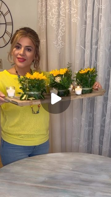 Parisa Karloo | Wedding Flower & Design on Instagram: "Crafted with love using backyard foliages and radiant sunflowers, this DIY masterpiece adds a touch of rustic charm to your dining table. 🌿🌼✨

Try it and share with me! 🥰🌻
.
.
.
.
.
.
 #BringingNatureHome #HandmadeElegance #diyflower #diycenterpieces #diyflowerarrangement #floraldesign" Sunflower Flower Arrangements, Wedding Flower Design, Flower Arrangements Diy, Flower Arranging, Diy Centerpieces, Wedding Flower, Diy Flowers, Rustic Charm, Flower Design