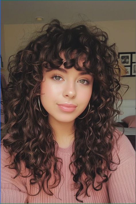 Curly Aline Haircut, Curly Mid Length Hairstyles, Curly Hair Cuts Bangs, Curly Bang Hairstyles, Curly Hair Wispy Bangs, Medium Curly Haircuts With Bangs, Curly Bangs Haircut, Perm With Bangs, Long Curly Hair Cuts