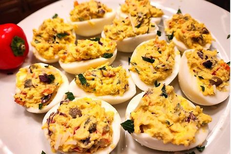 Creamy Mediterranean Deviled Eggs Recipe Are Mayonnaise-Free & Full of Flavor | Appetizers | 30Seconds Food Deviled Eggs With Carnation Milk, Mayo Free Deviled Eggs, Deviled Eggs With Crab Meat, No Mustard Deviled Eggs, Deviled Egg Recipes, Carnation Milk, Lentils Recipes, Deliciously Rotten Deviled Eggs, Mint Yogurt Sauce