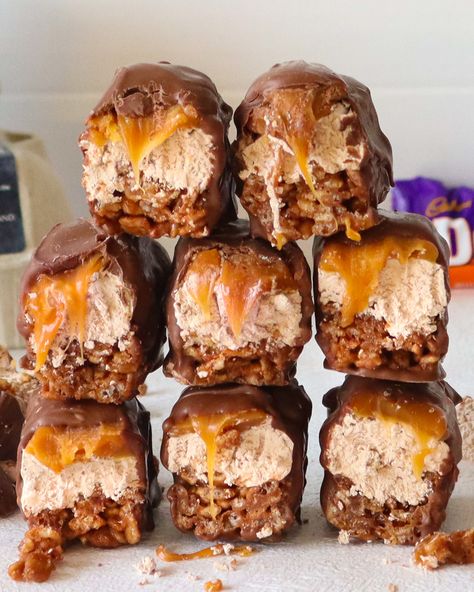 Gluten Free Double Decker Recipe Chewy Caramels Recipe, Toffee Crisp, Caramel Bits, How To Make Caramel, Soft Caramel, Caramel Topping, Caramel Recipes, Dairy Free Chocolate, Dairy Free Options