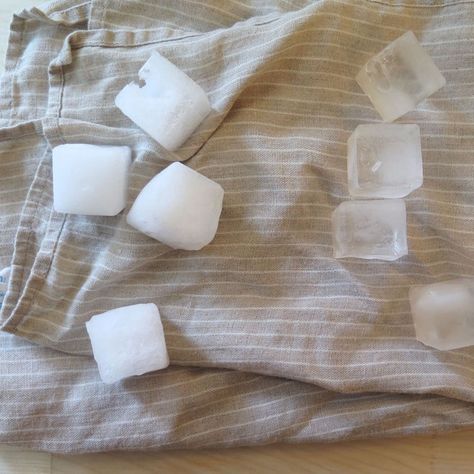 Left: large cubes of soft ice; right: large cubes of hard ice. How To Make Soft Ice Cubes, Sonic Ice Maker, Sonic Ice, Weird Fruit, Ice Chips, Bread Sauce, Sno Cones, Kale Smoothie, Eating Ice