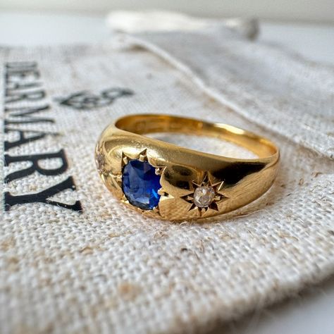 Some eagle-eyed followers may notice similarities between this antique starburst ring and another that was sold last month 💙 At Dear Mary, we have developed a bit of an affinity for uncovering high-quality, high-purity starburst rings, and this piece is no exception. We were delighted to find it, as it is undoubtedly the little sister piece of the previously mentioned ring! This beautiful piece features a vivid central sapphire in a star setting, flanked by old cut diamonds. While this des... Star Setting, Starburst Ring, Last Month, Little Sisters, Find It, Diamond Cuts, Sapphire, Diamonds, Ring