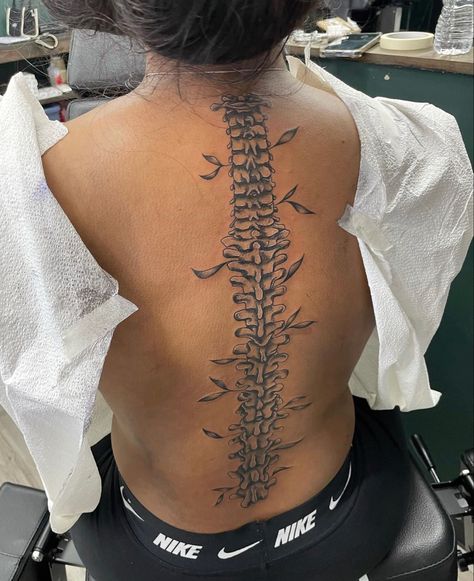 Vertebrae Tattoo, Practice Makes Progress, Body Tattoo Design, Half Sleeve Tattoos For Guys, Spine Tattoos For Women, Dope Tattoos For Women, Inked Tattoo, Spine Tattoos, Half Sleeve Tattoo