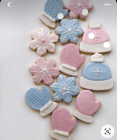 Cute Gender Reveal Themes Winter, Simple Gender Reveal Ideas Winter, Winter Themed Gender Reveal Ideas, Gender Reveal Ideas For Party Christmas, Gender Reveal Ideas Winter Time, Gender Reveal Ideas January, Gender Reveal Winter Ideas, Christmas Gender Reveal Ideas For Party, Gender Reveal Winter Theme