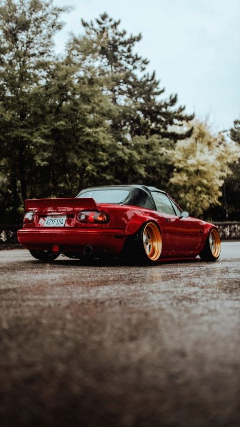 Miata Na Wallpaper, Miata Wallpaper Iphone, Miata Wallpaper, Red Miata, Jdm Culture, Miata Car, Ark Angel, Car Hub, Accessories Organization