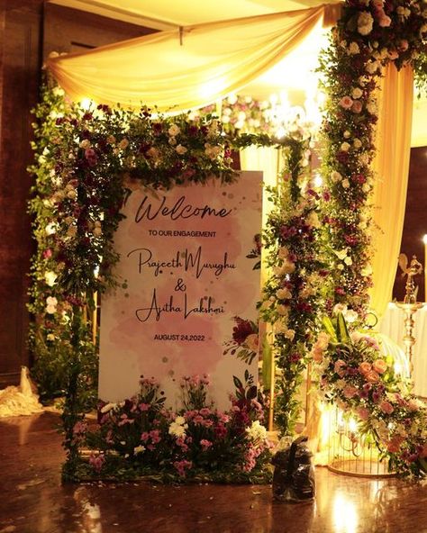 Wedding Name Board Indian Entrance, Wedding Boards Signs Entrance Indian, Engagement Entry Board, Name Board For Wedding Entrance, Entry Decorations Wedding, Engagement Entry Ideas For Couple, Sangeet Decoration, Australia Wallpaper, Small Wedding Decor