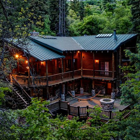 The Log Cabin on The Stream in Sundance, Utah is a great vacation rental cabin just walking distance from the local resort, offered by Mountain Cabins Utah Sundance Utah, Cabin Mansion, Mountain Dream Homes, Resort Cabins, Cabin Aesthetic, Mountain Cabins, Healing Center, Cabin In The Mountains, Mountain Cottage