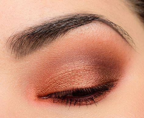 A Warm Copper Look with Urban Decay Naked Heat | Temptalia Halo Effect, Urban Decay Makeup, Eye Makeup Tips, Makeup Obsession, Makeup Goals, Makati, Gorgeous Makeup, Eyeshadow Looks