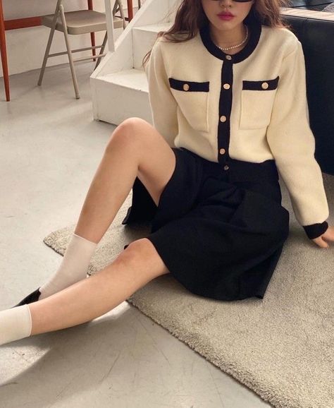 Preppy Chic Outfits, Chanel Style, K Fashion, 가을 패션, Fashion Design Clothes, Work Outfits Women, Style Women, Business Outfits, Elegant Outfit