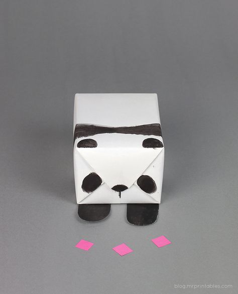 Get your gift wrapping skills to the next level and surprise your kids with these adorable gift wrapping that are as pretty as the gift. Panda Valentines Boxes, Animal Packaging, Origami Panda, Easy Gift Wrapping Ideas, Diy Panda, Valentines Day Boxes, Valentine's Boxes, Easy Gift Wrapping, Valentine Box Ideas