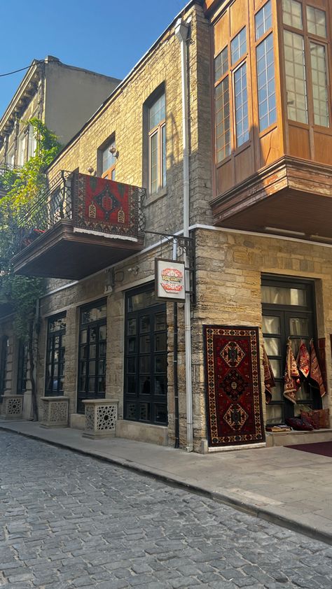 Baku Azerbaijan Aesthetic, Azerbaijan Wallpaper, Azerbaijan Aesthetic, Baku Aesthetic, Azerbaijan Travel, Building Aesthetic, Travel Vintage, Istanbul Travel, Baku Azerbaijan