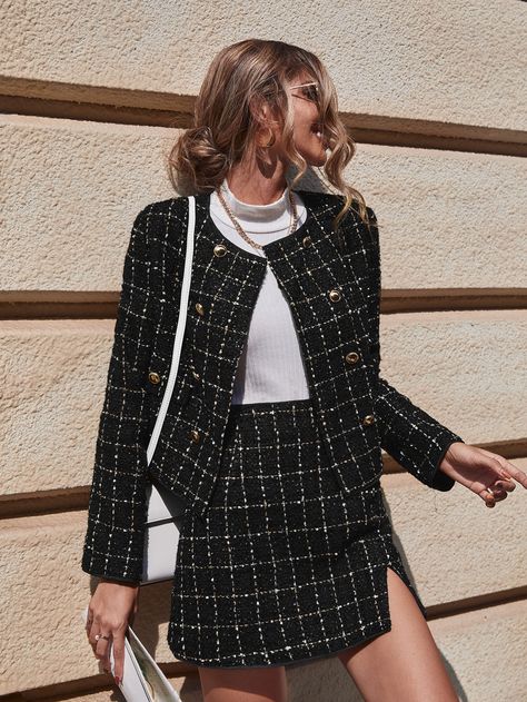 London Trip Outfit, Paris Trip Outfits, Split Hem Skirt, Black Dresses Classy, Elegant Outfit Classy, Tweed Suit, Iranian Women Fashion, Stylish Work Attire, London Outfit