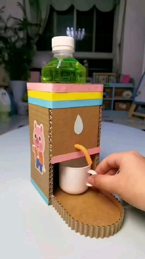 Things To Make Out Of Cardboard Aesthetic, Cardboard Drink Holder Crafts, Recycle School Project, Things To Build With Cardboard Boxes, Things To Make With Recycled Materials, Things To Paint On Cardboard, Diy Inventions For Kids Projects, Cardboard Crafts Videos, Cardboard Box Crafts Easy