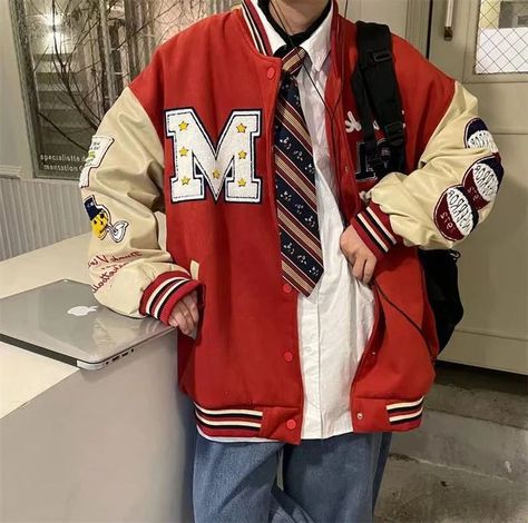 Vintage Baseball Aesthetic, Tori Aesthetic, Varsity Jacket Aesthetic, 80s Slasher, Casual 90s, Baseball Jackets, Jacket Patches, Masc Outfits, 90s Jacket