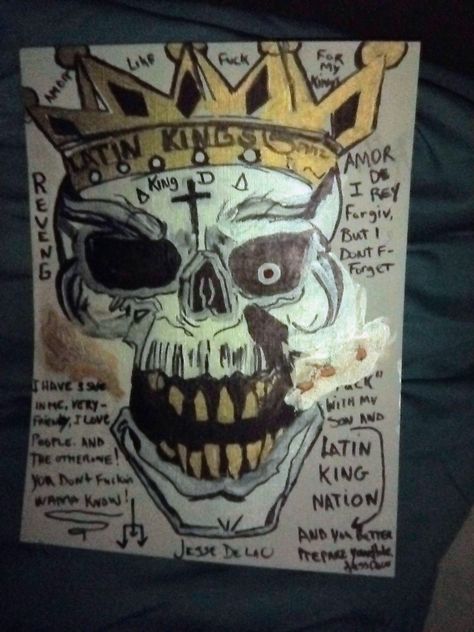 King In Graffiti Letters, Latin Kings Tattoos, Sureños 13 Gang, Latin Kings Gang, Damtoys Gangsters Kingdom, King Picture, Comics, Drawings, Art