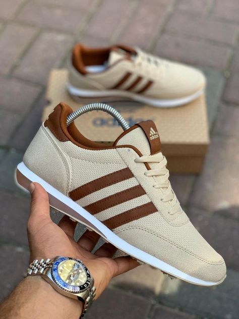 Adidas Shoes Mens Sneakers, Adidas Shoes Mens, Kicks Shoes, Mens Casual Outfits Summer, Man Shoes, Best Shoes For Men, Mens Casual Dress Outfits, Bavaria Germany, Swag Shoes