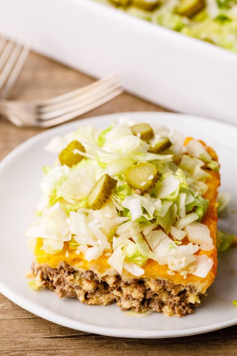 Crave-worthy Keto Big Mac Casserole - Keto Pots Big Mac Low Carb Casserole, Easy Healthy Meals For Diabetics, Big Mac Bake, Big Mac Pie, Keto Big Mac Casserole Recipes, Low Carb Big Mac Casserole, Big Mac Casserole Keto, Keto Dinner Party, Fall Keto Recipes