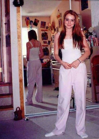 Lindsay Lohan 00s, Lindsay Lohan 2000s Outfits, Lindsay Lohan Outfits, Lindsay Lohan 2000s, Indie Hipster Fashion, 2000s Icons, Preppy Grunge, 2000s Outfits, 2000s Aesthetic