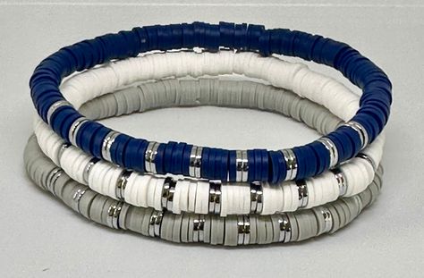 Nfl Bracelets, Bracelets Stacking, Heishi Bracelets, Clay Bracelets, School Spirit Wear, Bracelet Inspo, Stacking Bracelets, Clay Bracelet, Wrap Bracelets