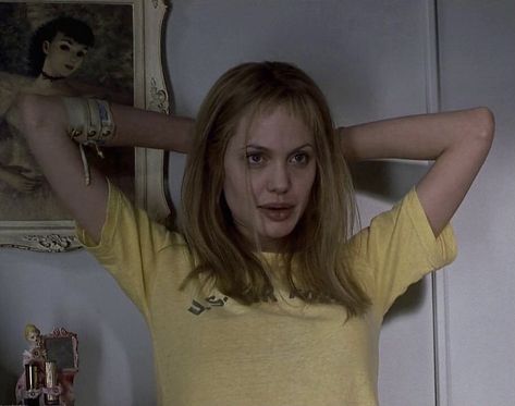 Lisa Rowe, Random Icon, Angelina Jolie Photos, Girl Interrupted, Natural Blondes, Bad Things Lyrics, Iconic Women, Film Aesthetic