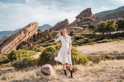 Red Rocks Senior Pictures, Red Rock Amphitheatre, Pose Inspiration, Photography Outdoor, Senior Pic Ideas, High School Classes, Red Rocks, School Class, Senior Picture Ideas