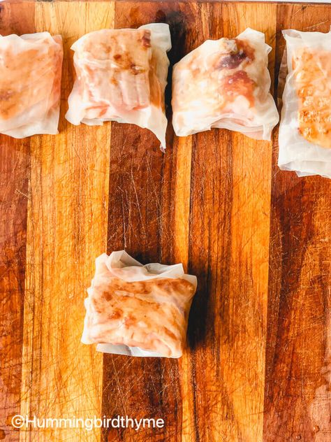 Seared Salmon in Spring Roll Wrap (or, in Rice Paper) - Hummingbird Thyme Salmon Rice Paper Rolls, Spring Rolls Rice Paper, Salmon Spring Rolls, Paper Hummingbird, Spring Roll Wraps, Salmon Packets, Rice Paper Spring Rolls, Best Marinade, Rice Paper Recipes