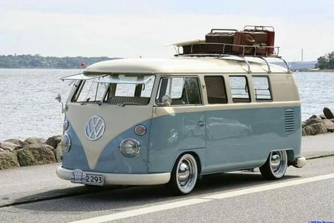 Kombi Trailer, Vw Minibus, Vw Kombi Van, Vw Splitscreen, Carros Vw, Beer Truck, Kdf Wagen, Volkswagen Camper Van, T1 Bus