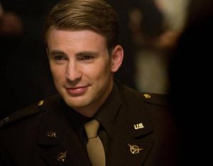 Chris Evans Haircut, Chris Evans Smile, Superhero Captain America, Steven Rogers, Chris Evans Funny, Salford City, Steven Grant Rogers, Side Part Hairstyles, Sam Wilson