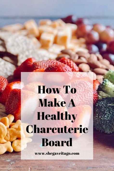 This charcuterie board is both healthy and delicious! And, it's easy to make too!     #charcuterieboard #DIY #easyrecipes #foodie #food #healthy #healthyeating Low Calorie Charcuterie Board, Healthy Charcuterie Board Ideas, Healthy Charcuterie Board, Healthy Charcuterie, Charcuterie Lunch, Whole Wheat Crackers, Low Fat Low Carb, Better Food Choices, Lunch Box Snacks