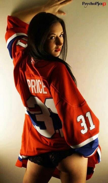 Price girl Hockey Jersey Bouidor Photography, Bouduar Photos Football, Hockey Bouidor Photography, Bouduar Photos Jersey, Football Jersey Bouidor Photography, Sports Bouidor Photography, Baseball Jersey Boudiour, Football Jersey Photoshoot Ideas, Jersey Bouidor Photography Ideas