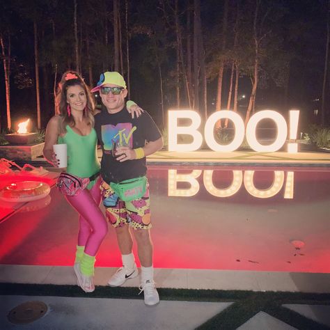 80s workout costume - neon 90s Workout Outfit Men, 80s Couple Costume, Workout Outfits Men, 90s Attire, 80s Couple, 80s Workout Costume, Neon Party Outfits, 80s Theme Party Outfits, 80s Workout Outfit