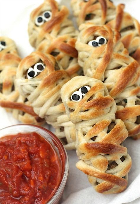 17 Last-Minute Halloween Snacks That Will Save the Spooky Day | Brit   Co Meatball Mummies, Meatball Sub Sandwiches, Halloween Appetizer, Halloween Appetizers Easy, Halloween Snacks For Kids, Recetas Halloween, Halloween Party Appetizers, Gluten Free Puff Pastry, Halloween Food Appetizers