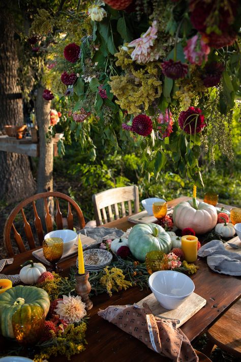 Wiccan Themed Party, Autumnal Party Decor, Autumn Equinox Decorations, Fall Equinox Decorations, Garden Party Dinner Ideas, Fall Garden Tea Party, October Garden Party, Harvest Tea Party, Autumn Garden Party Wedding