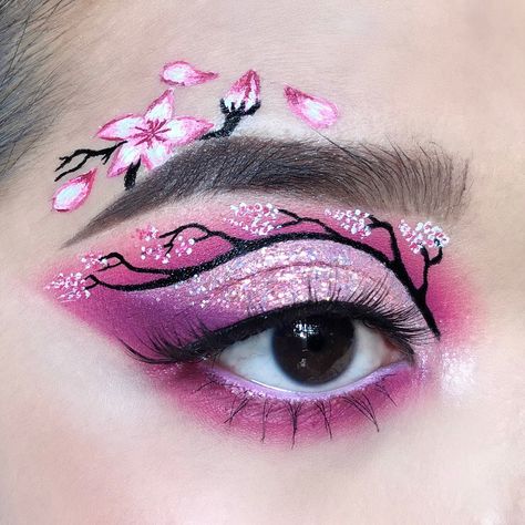 Hannwe Htet (@hannwe_htet) posted on Instagram: “🌸Cherry Blossom🌸 Eyebrow- @anastasiabeverlyhills Dip brow pomade (dark brown)& @essence_cosmetics Make me brow (eye brow gel mascara)…” • Jun 15, 2020 at 7:19am UTC Cherry Blossom Eye Makeup, Cherry Eyeliner, Cherry Blossom Makeup, Makeup Artistique, Infallible Concealer, Artistic Eyeshadow, Crazy Eyebrows, Mushroom Dress, Gel Mascara