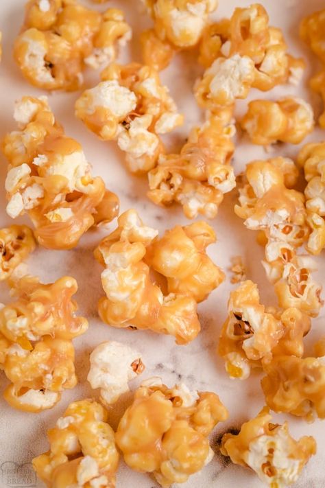 Homemade Caramel Corn using Grandpa's family favorite recipe! Best gooey caramel popcorn made with butter, sugar, condensed milk & vanilla. Carmel Puff Corn, Homemade Caramel Corn, Peanut Butter Popcorn, Caramel Corn Recipes, Popcorn Recipes Caramel, Gooey Caramel, Butter Popcorn, Caramel Corn, Popcorn Recipes