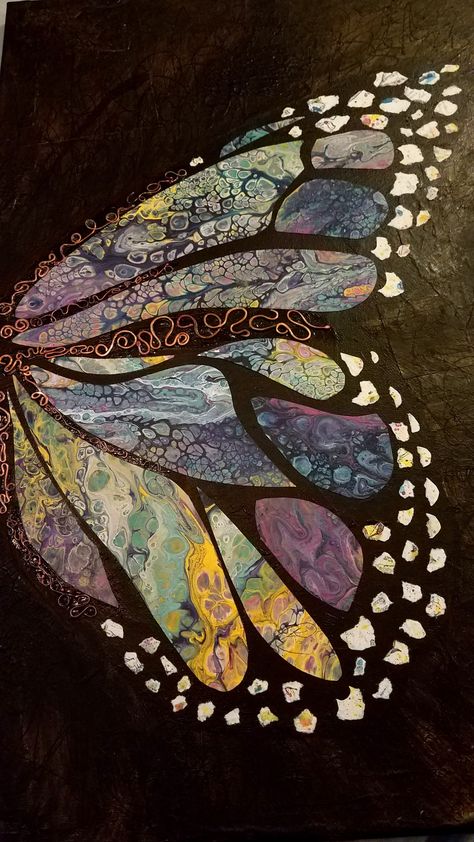 Mixed Media Art Butterfly, Painting Butterfly On Canvas, Insect Sketchbook, Collage Art Design Ideas, Butterfly Collage Art, Collage Butterflies, Abstract Butterfly Painting, Butterfly Painting On Canvas, Collage Butterfly