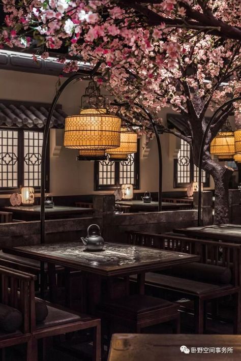 Chinese Bar Design, Asian Restaurant Interior Design, Chinese Cafe Design, Chinese Restaurant Interior Design, Restaurant Interior Design Modern, Chinese Restaurant Design, Modern Chinese Restaurant, Chinese Bar, Asian Cafe