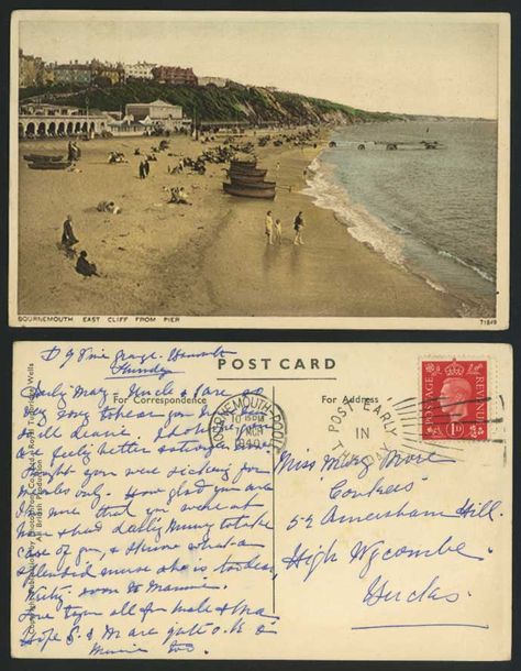 A postcard from popular seaside resort Bournemouth #travel #holidays (www.selectresortsholidays.com) Old Travel Aesthetic, Vintage Seaside Postcards, Vintage Seaside Aesthetic, Vintage Postcard Aesthetic, Aesthetic Postcards, Postcards Aesthetic, Spain Postcard, Postcard Aesthetic, Seaside Postcards