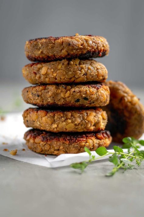 Vegan Tempeh Maple Breakfast Sausage Patties Tempeh Recipes Vegan, Maple Breakfast Sausage, Tempeh Burger, Maple Breakfast, Homestyle Potatoes, Breakfast Sausage Patties, Vegan Tempeh, Sausage Patties, Healthy Vegan Dinner