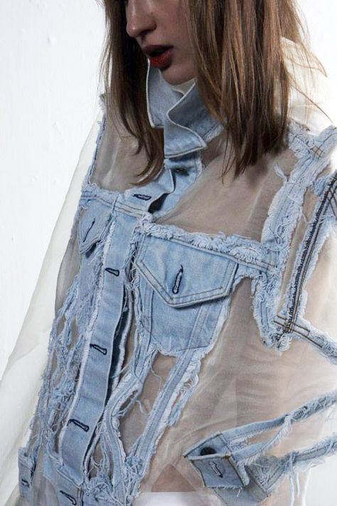 DENIM GLAM | ZsaZsa Bellagio - Like No Other Deconstruction Fashion, Denim Inspiration, Denim Projects, Denim Ideas, Textiles Fashion, Mode Inspiration, Style Outfits, Denim Jean, Shibori