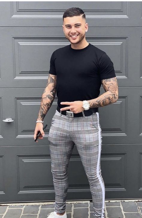 Men Winter Outfits Casual, Winter Outfits Men Classy, Black Men Winter Outfits, Casual Winter Outfits Men, Winter Outfits Men Streetwear, Winter Drip, Winter Outfits Casual, Outfits Men Streetwear, Slim Fit Chino Pants