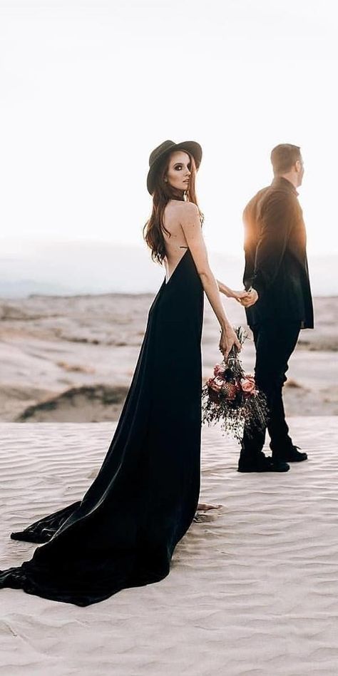 black wedding dresses simple low back with hat dukemoose Black Wedding Gowns, Black Wedding Dress, Western Wedding Dresses, Gothic Wedding Dress, Wedding Dress Guide, Dark Wedding, Fancy Wedding Dresses, Fancy Wedding, Dress Guide