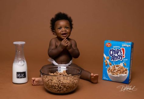 Cereal Cereals Photography, Cookie Monster Birthday Party, Monster Photos, Cookie Monster Birthday, Boy Photo Shoot, Chocolate Babies, Baby Cereal, Maternity Photoshoot Outfits, Newborn Photography Boy