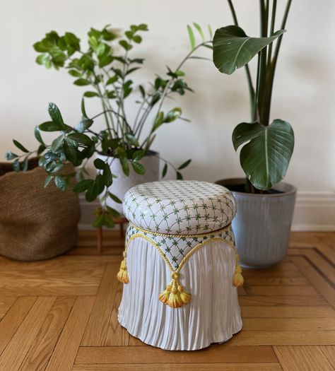 Italian garden stool decor Garden Stool Decor, Rustic Stools, Milking Stool, Global Decor, Modern Stools, Italian Garden, Low Stool, Functional Decor, Modern Shower