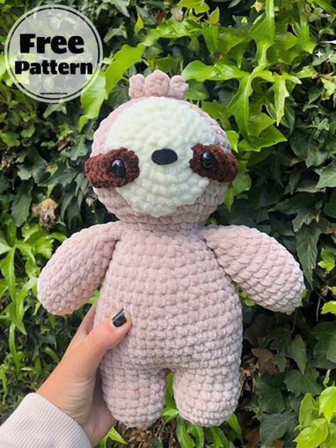 Crochet Amigurumi Sloth Sloth Crochet Pattern, Amigurumi Sloth, Sloth Crochet, Crochet Lanyard, Crochet Mens Scarf, Pattern Step By Step, Crochet Sloth, Sloth Plush, Yarn Ideas