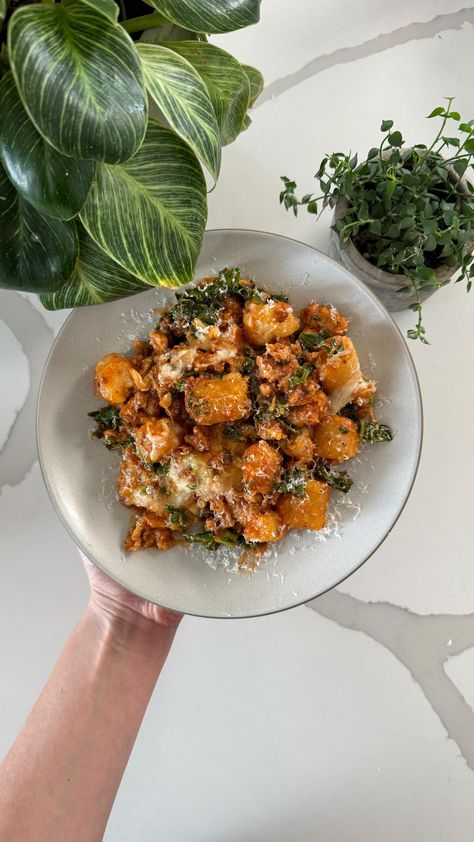 Maxine Sharf (@maxiskitchen) • Instagram photos and videos Lemon Dill Rice, Maxine Sharf, Dill Rice, Lemon Dill, Chicken Bowl, Boneless Skinless Chicken Thighs, Greek Chicken, Skinless Chicken Thighs, Boneless Skinless Chicken