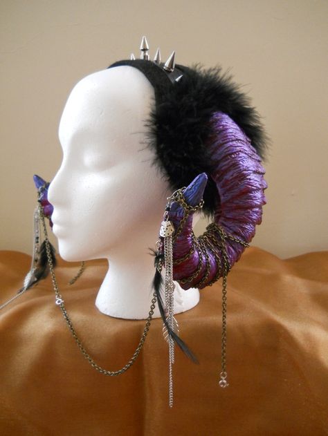 headdress..and now is the time to buy earmuffs... Faun Costume, Horn Headdress, Chain Headdress, Goth Prom, Historical Hats, Ram Horns, Real Steel, Halloween 2014, Festival Inspiration