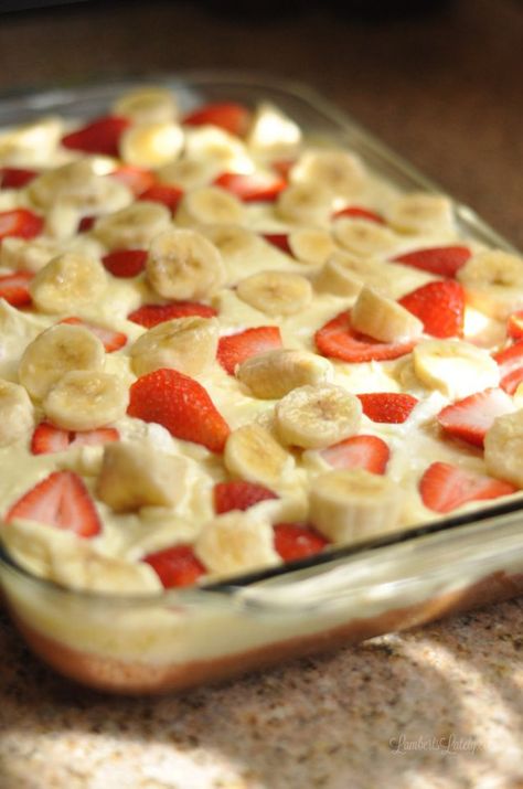 Strawberry Banana Poke Cake || Easy Summer Spring Recipes || Desserts || Cooking || Pudding Banana Poke Cake, Strawberry Banana Cakes, Instant Banana Pudding, Spring Recipes Dessert, Banana Pudding Cake, Poke Cake Recipes, Poke Cakes, Healthy Banana, No Cook Desserts